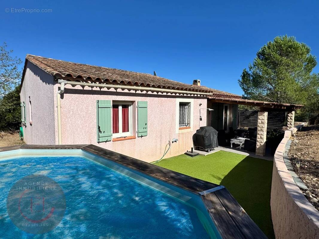 Maison à LES ADRETS-DE-L'ESTEREL