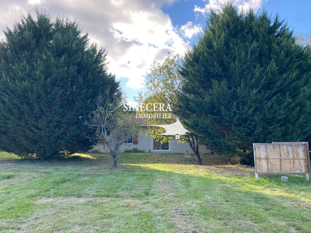 Maison 86 m² à Riberac  - photo 8
