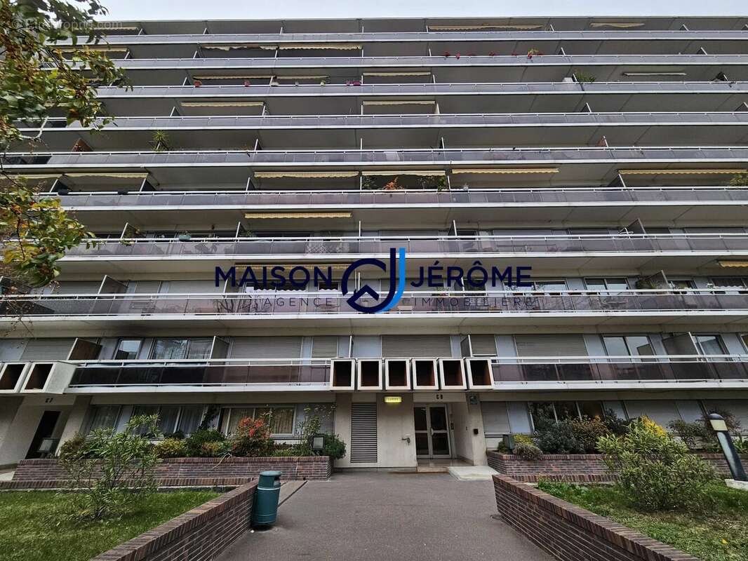 Appartement à CLICHY
