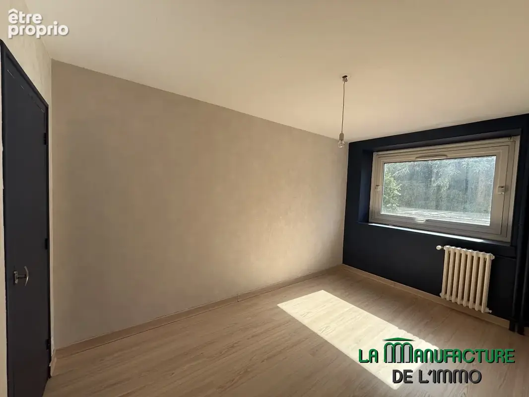 Saint etienne bergson bel air - appartement t4 avec 3 chambres balcon et parking collectif - photo 8