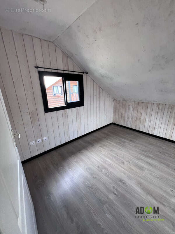 Chambre 2 - Maison à SAINT-PIERRE