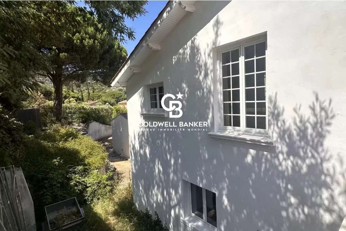 L'Esprit d'une Maison de Ville , Jardin, Piscine et Dépendance à Deux Pas du Centre-Ville - photo 18