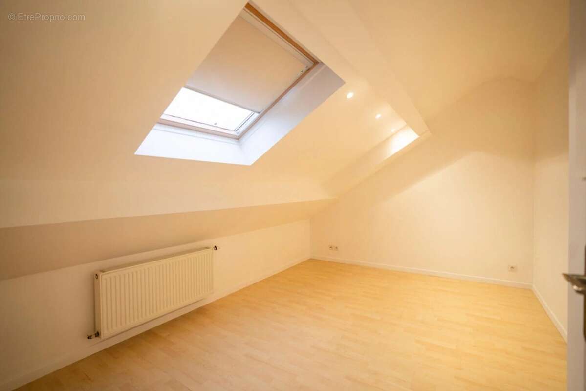 Appartement/Loft 5pièces 96m² - photo 4