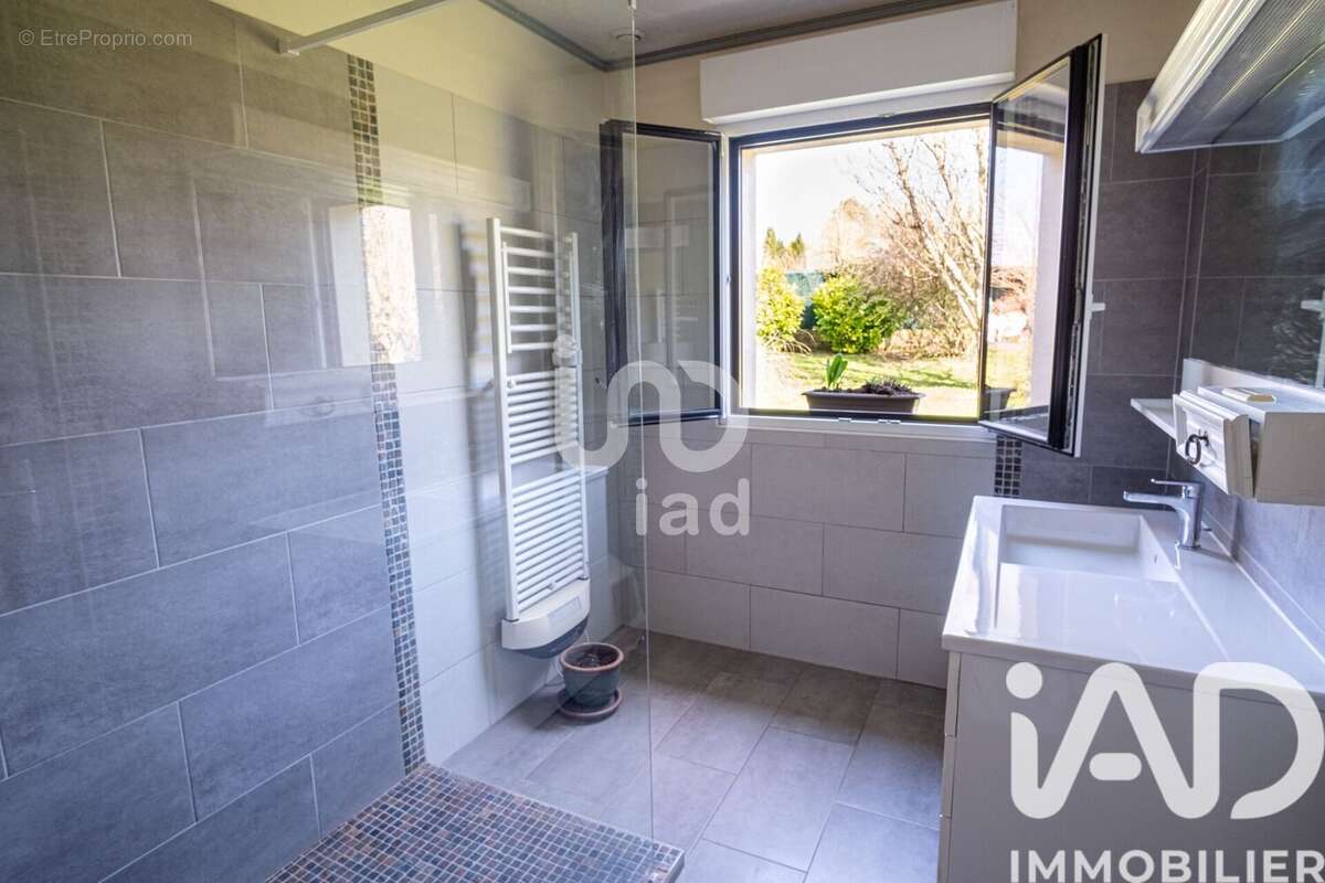 Photo 9 - Maison à VERNOU-LA-CELLE-SUR-SEINE