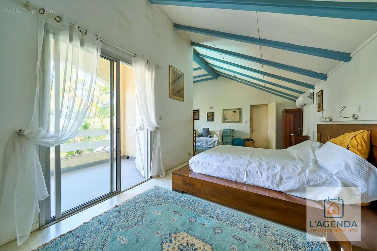Maison à SAINT-PIERRE
