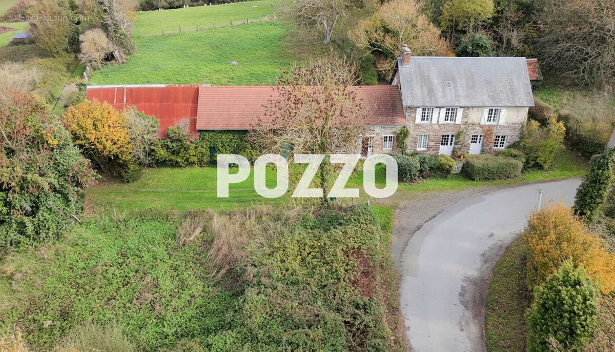 Maison à BREVILLE-SUR-MER