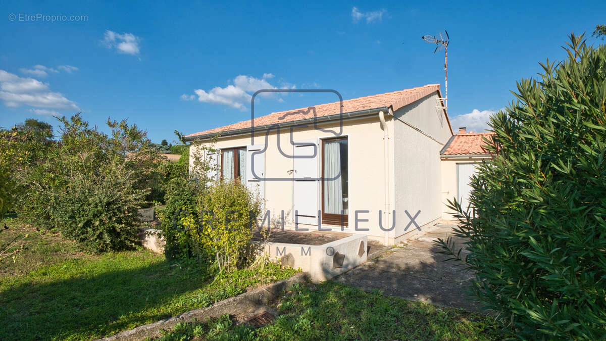 Maison à GUILHERAND-GRANGES