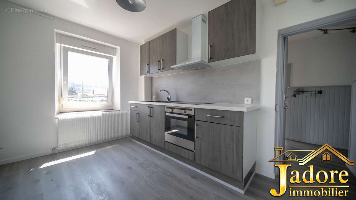 Immeuble + garages cadre nature !! - photo 19
