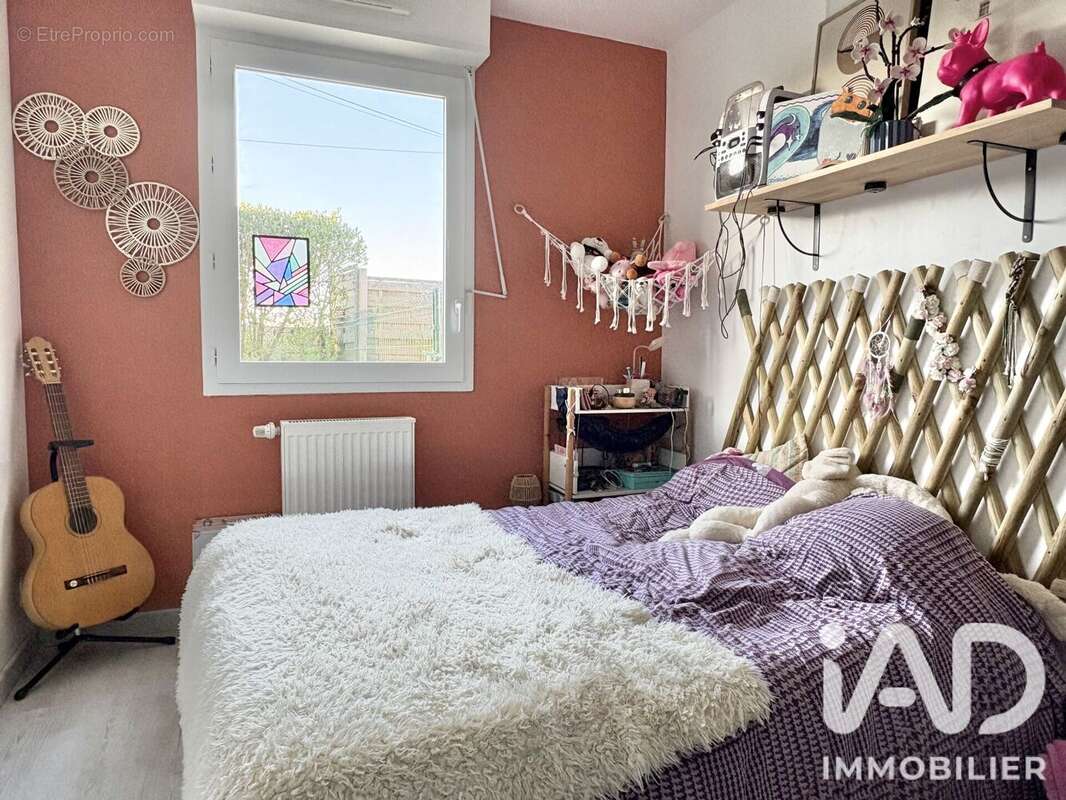 Maison 89 m² à Quevert  - photo 6