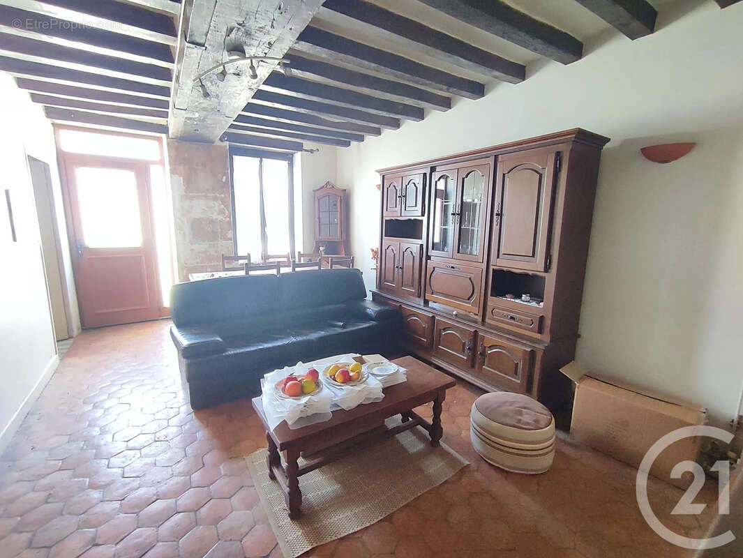 Maison à DONZY