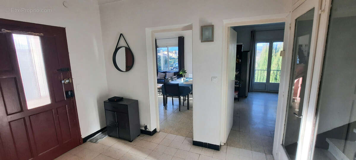 Grande batisse indépendante  composée de 2 logements loués 66 vallespir - photo 4