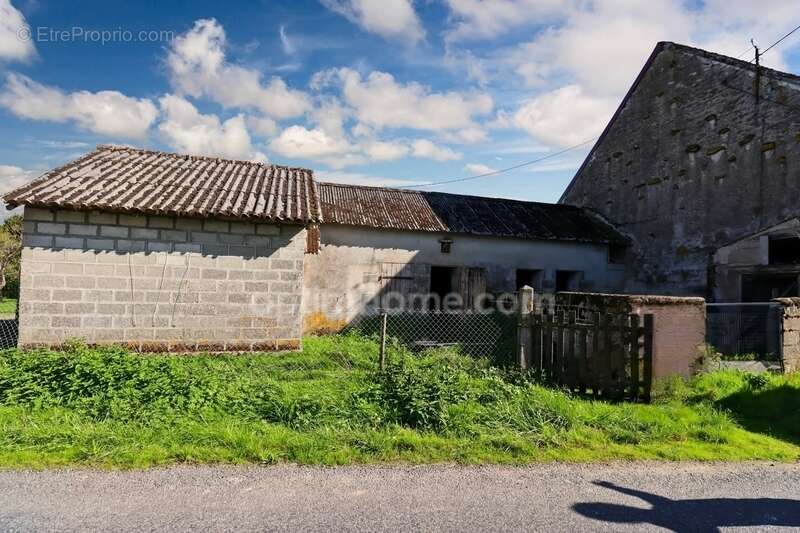 Maison à SAINT-LEGER-MAGNAZEIX
