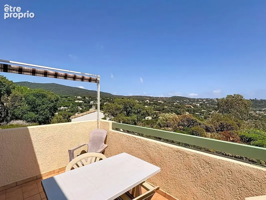 Appartement T3 vue mer et collines - photo 10