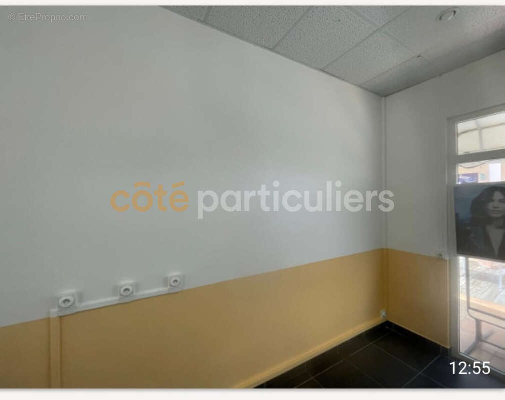 Local commercial Saint Francois 25 m2 - photo 4