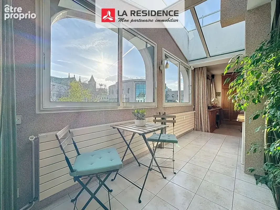 Appartement 131 m² à Saint-Denis  - photo 4