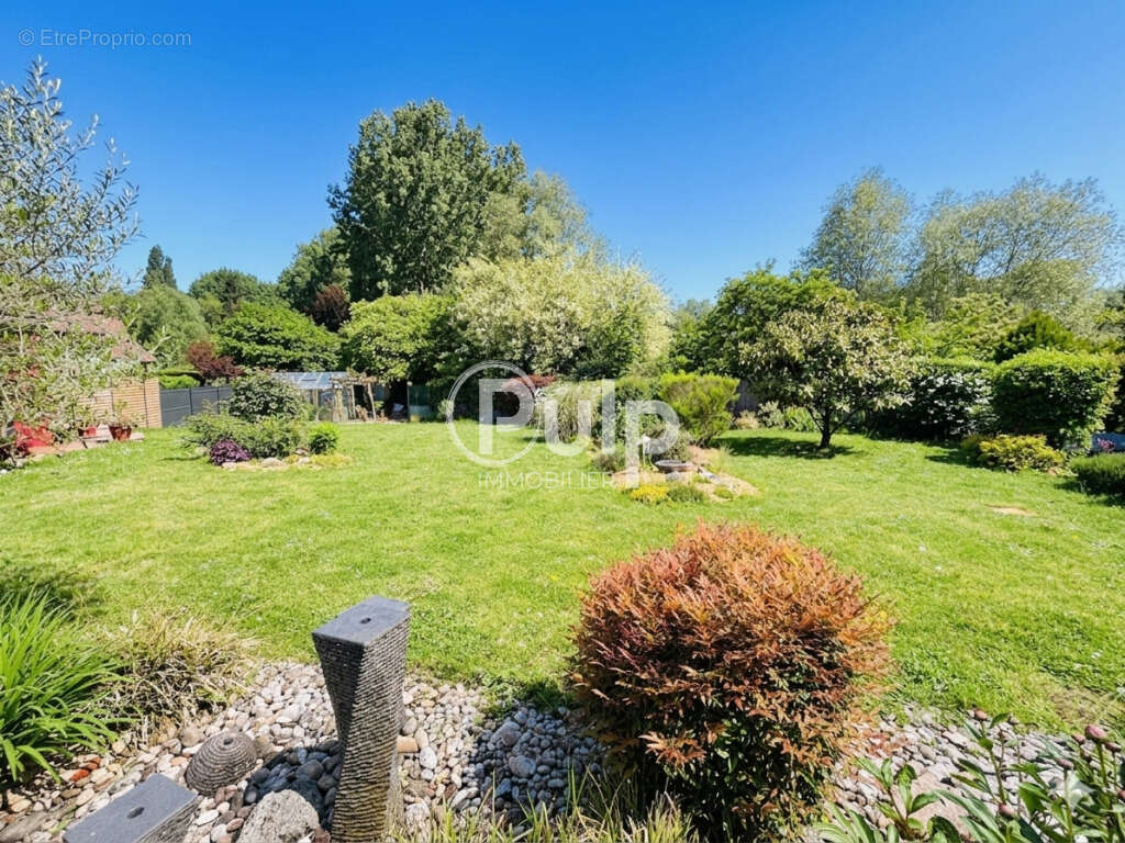 Maison de ville - semi individuelle - semi plain pied - 5 chambres - double garage - jardin - photo 8