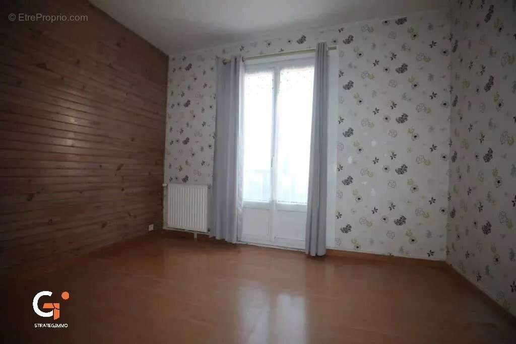 Maison 5 pièces avec cour - 2 chambres - photo 5
