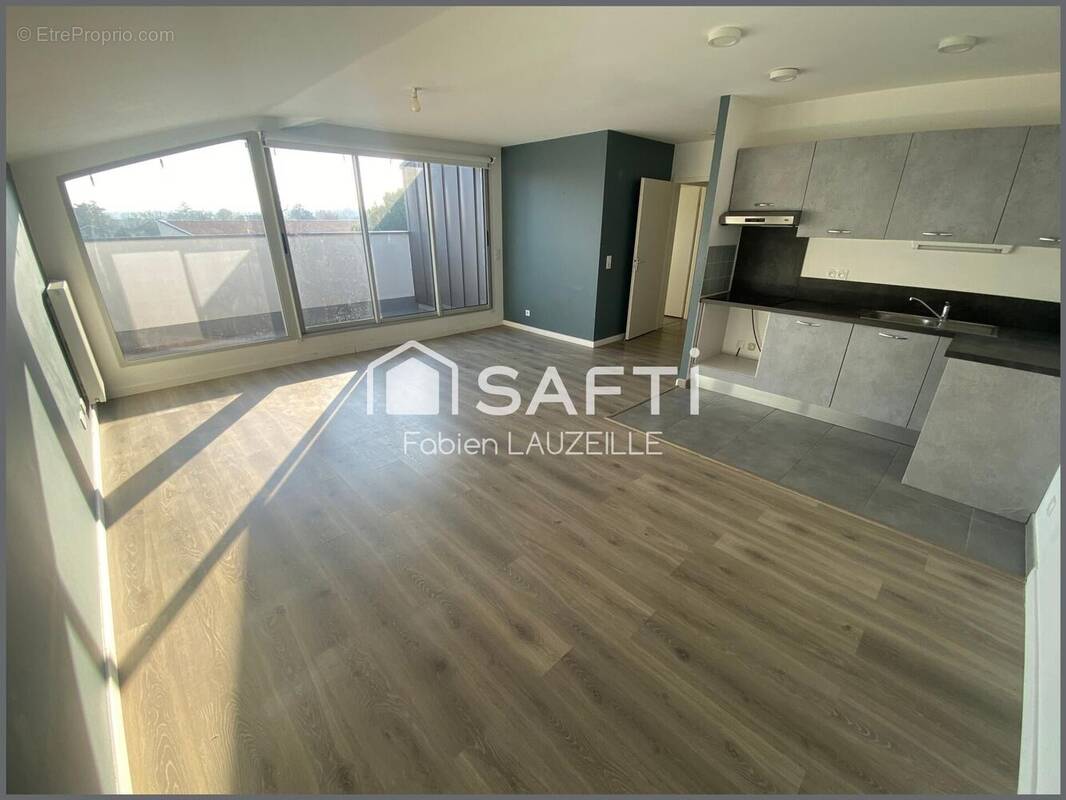 Photo 1 - Appartement à SAINT-MEDARD-EN-JALLES