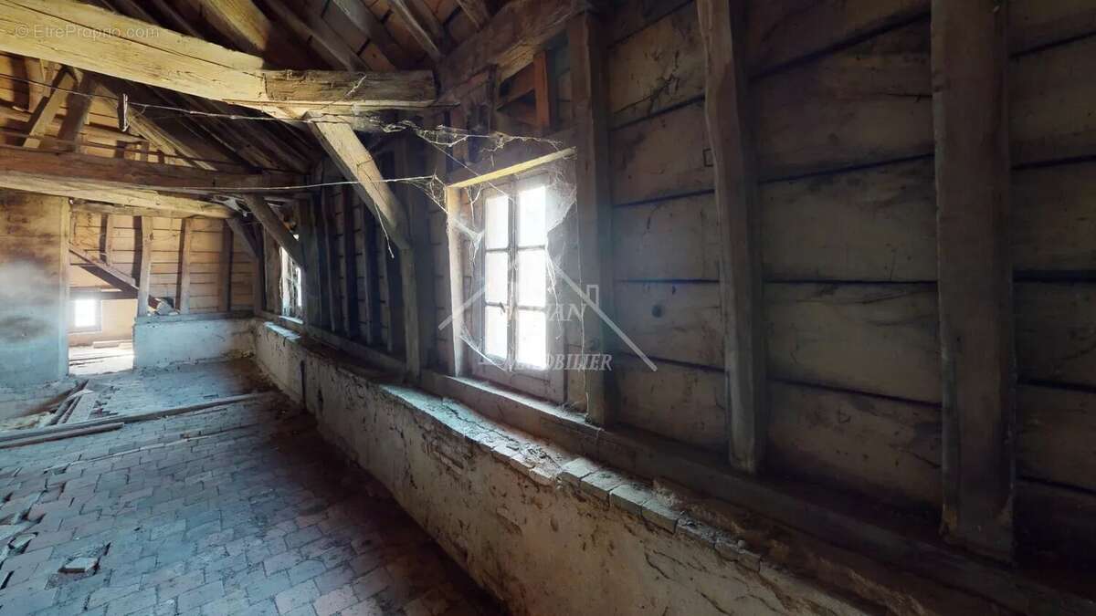 Maison à SALIGNY-SUR-ROUDON