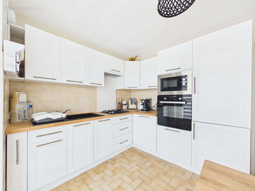 Appartement Valence T2 - 49.5 m2 avec grand balcon et place de parking privative - photo 3