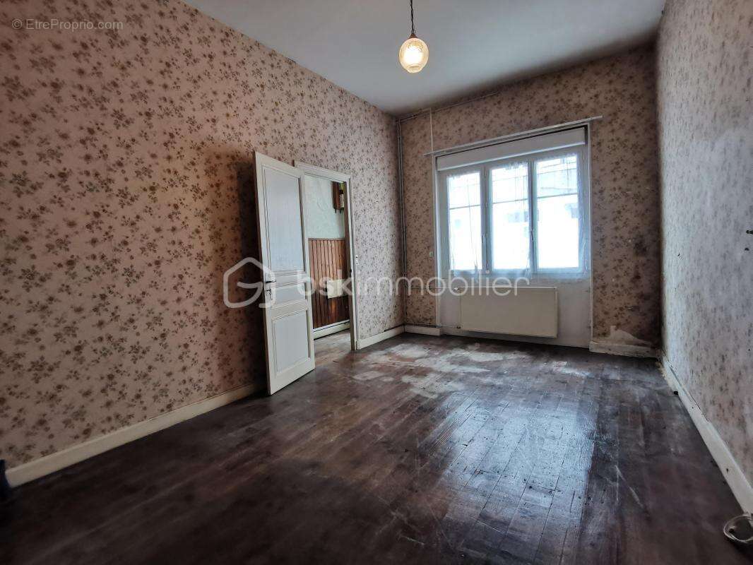 Maison à SAUZE-VAUSSAIS