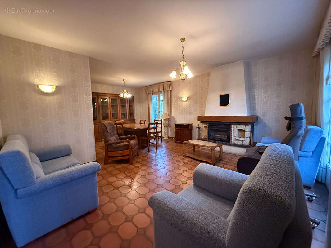 Maison à CHATEAUNEUF-SUR-LOIRE