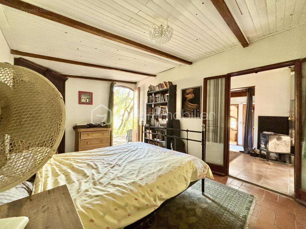 Maison à SAINT-PRIVAT