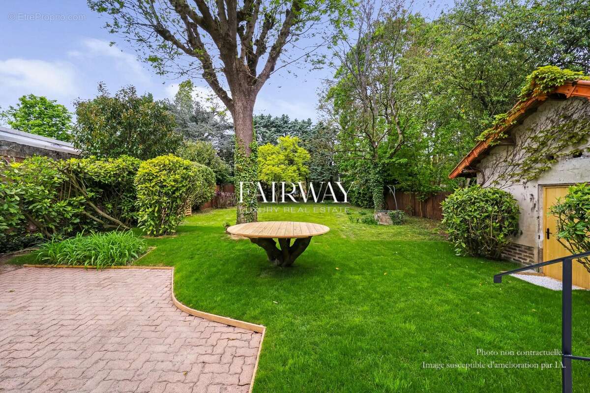 Maison à SAINT-CLOUD