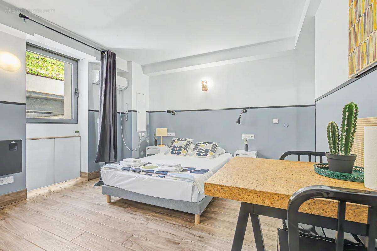 Studio meublé 18 m² à Aix-en-Provence - photo 3