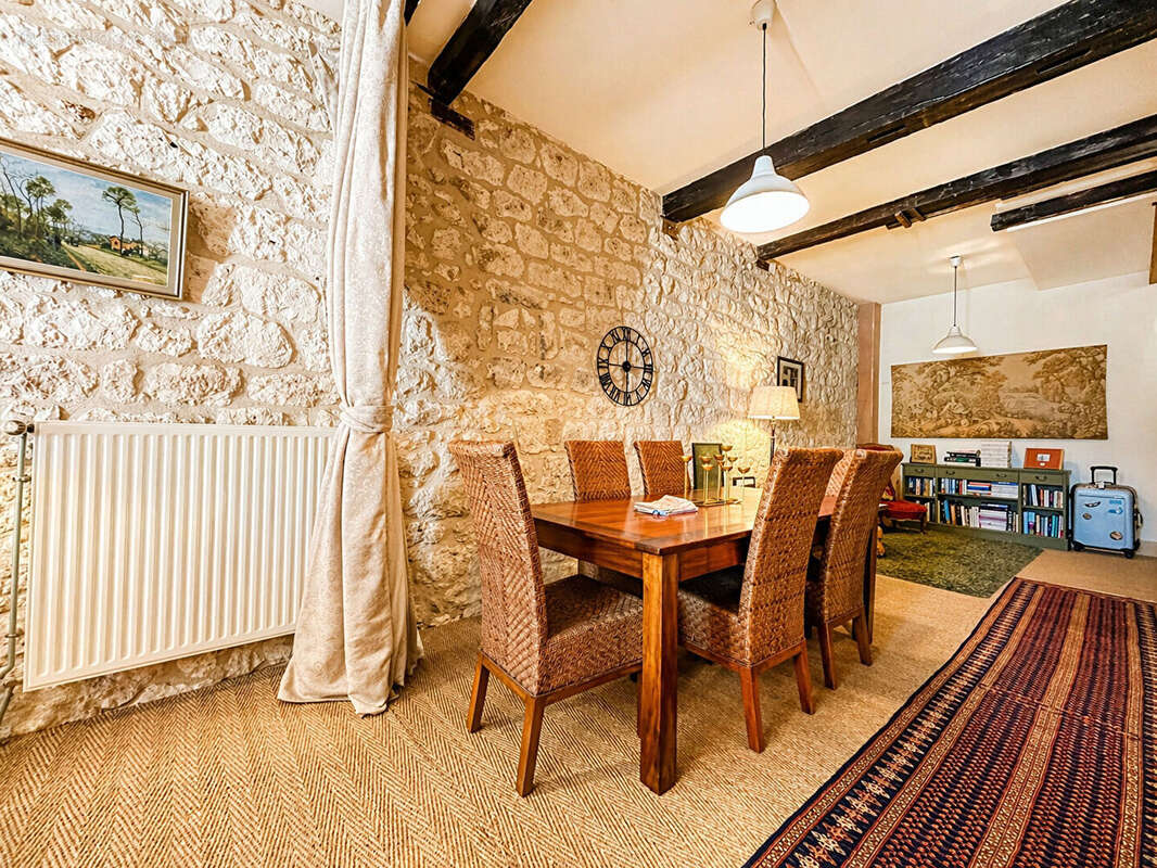 Belle Maison de Village du 14e siècle - photo 9