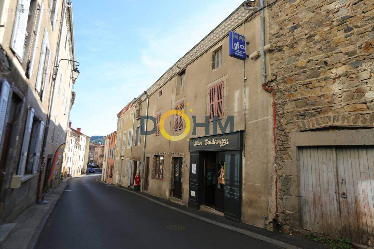 Maison à LAVOUTE-CHILHAC