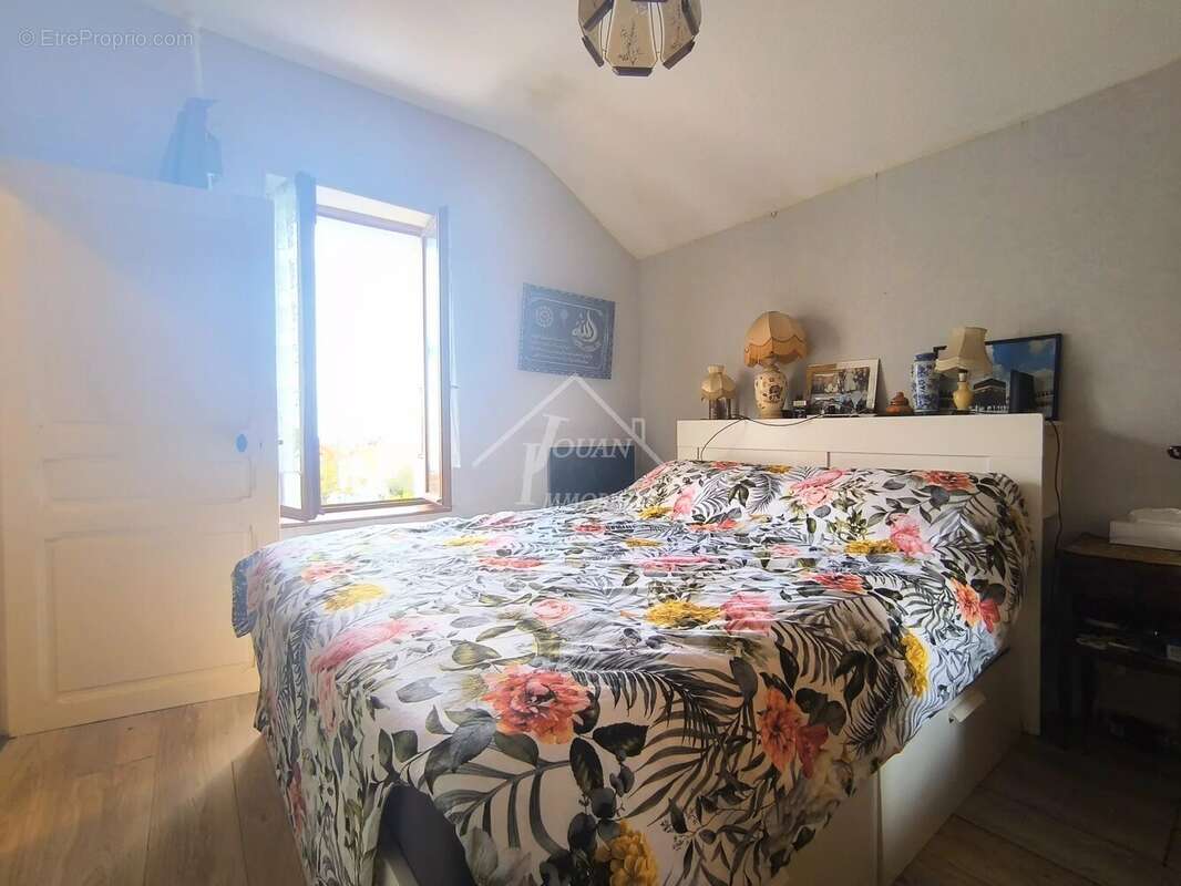 Maison à SAINT-ELOY-LES-MINES