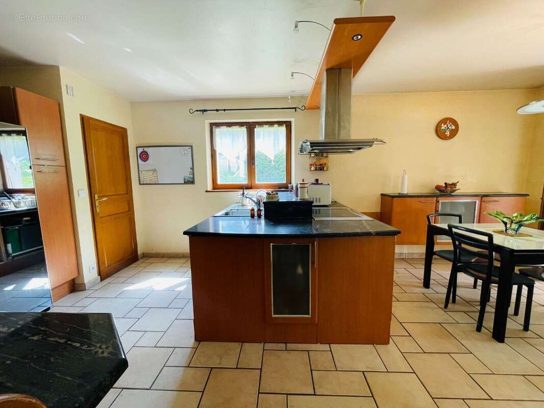 Maison 210 m² à Beaumont  - photo 57