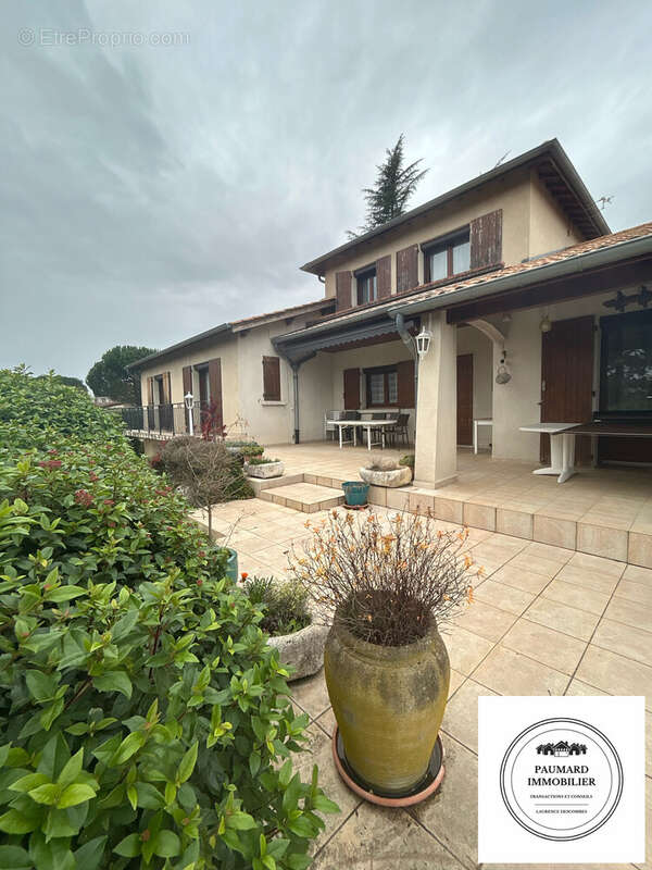 Maison à GRANGES-LES-BEAUMONT