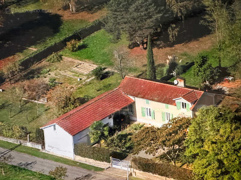 Maison à vendre de 155 m2 de surface habitable à LADEVEZE RIVIERE (32) avec 3330 m2 de jardin - photo 20