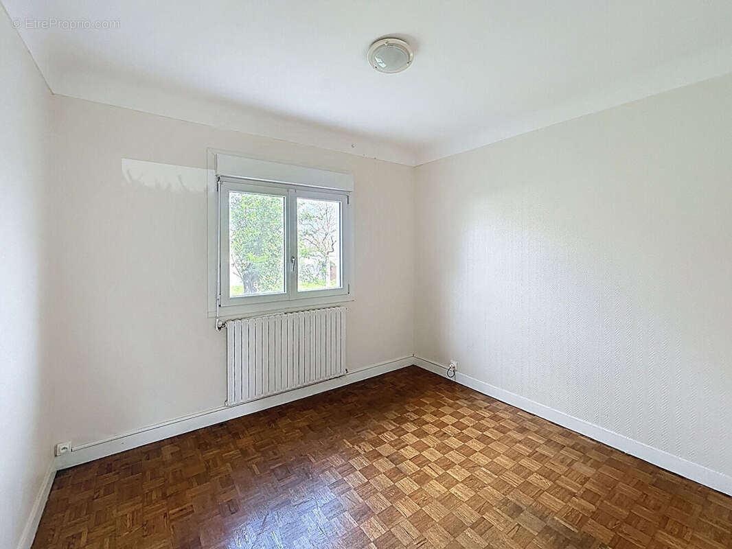 Maison à SAINT-LOUBES