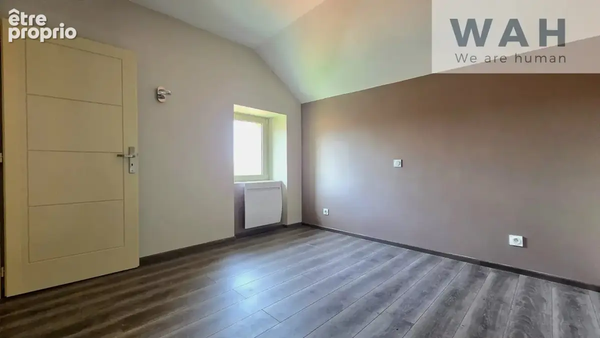 T3 DUPLEX avec jardin privatif et annexes dans un corps de f - photo 10