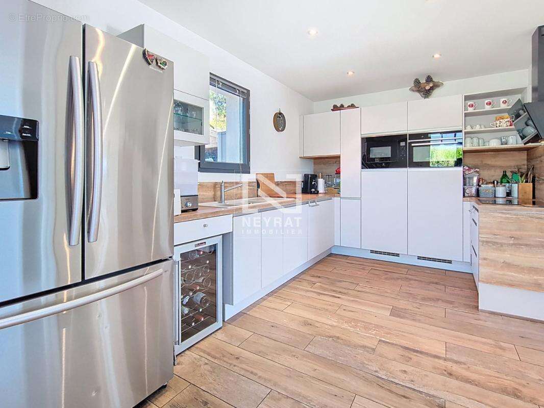 Maison à MONTAUROUX