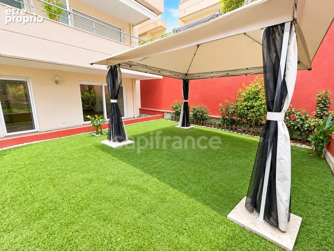 Appartement à vendre 3 pièces MANDELIEU LA NAPOULE (06) - photo 3