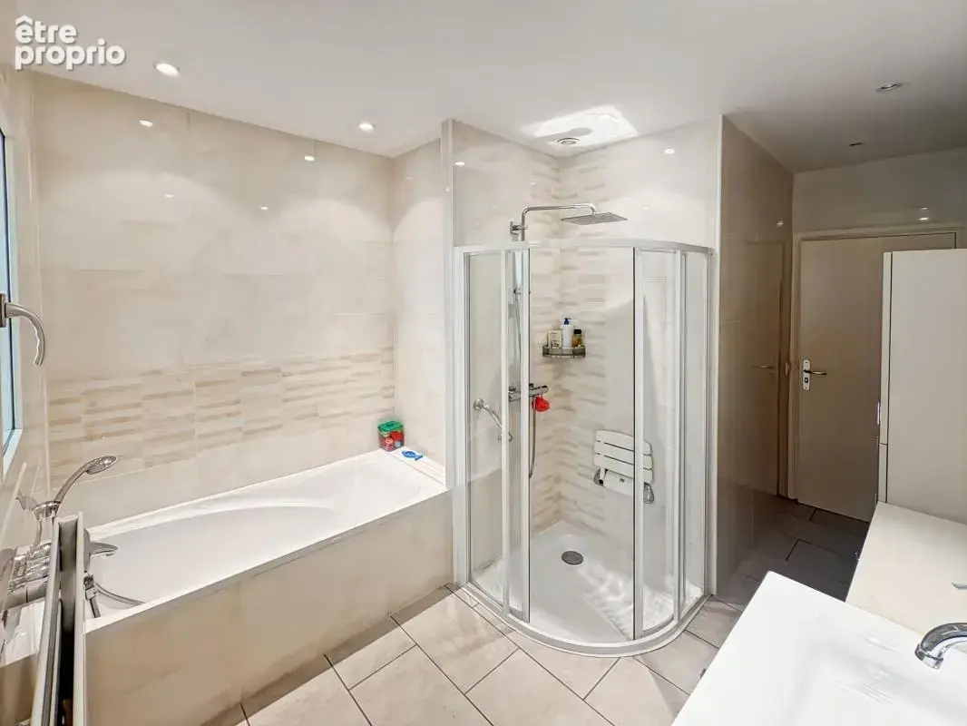 SAINT-PÉRAY – Grande maison familiale de 168 m² avec terrain d’environ 1 000 m² - photo 21