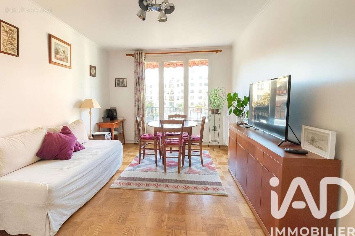 Photo 3 - Appartement à ASNIERES-SUR-SEINE