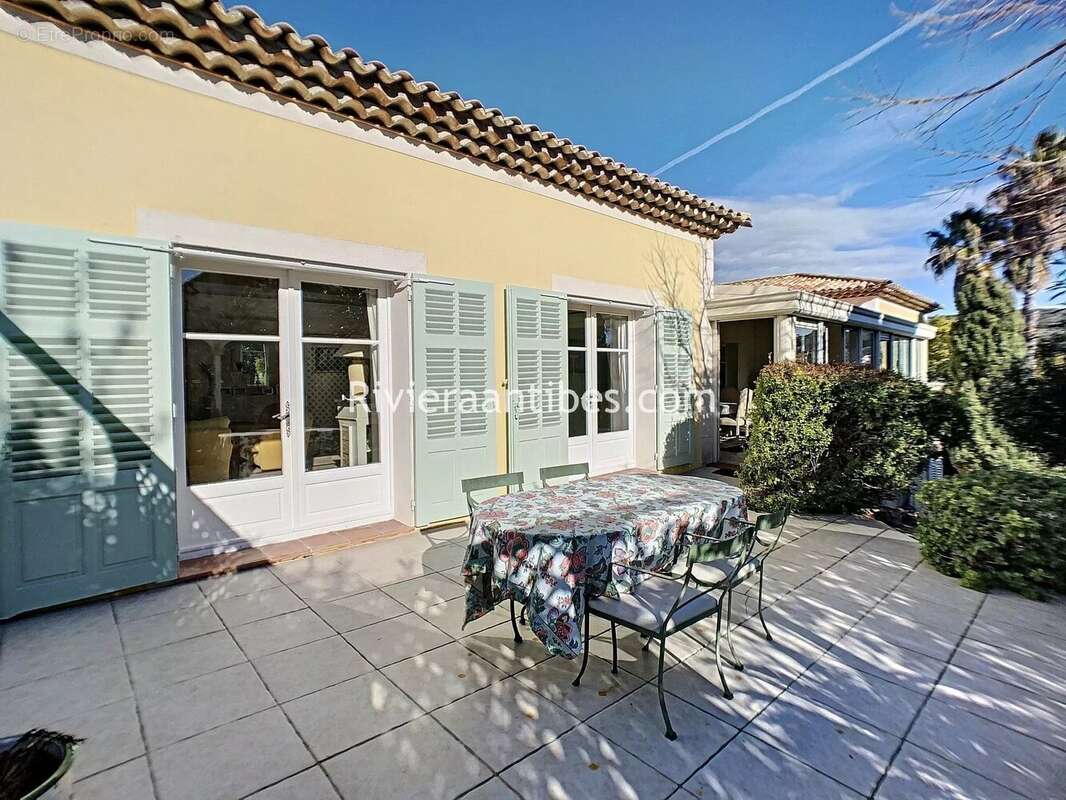 Maison à BIOT