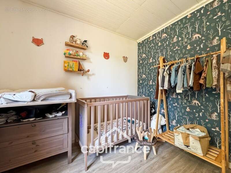 Maison à OUROUX-SUR-SAONE