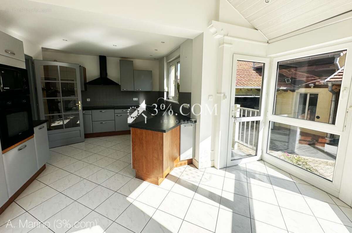 Maison 6 pièces 160m2 sur 7,2 ares - photo 6