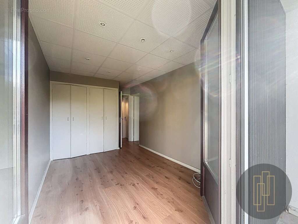 Appartement à LIMAS