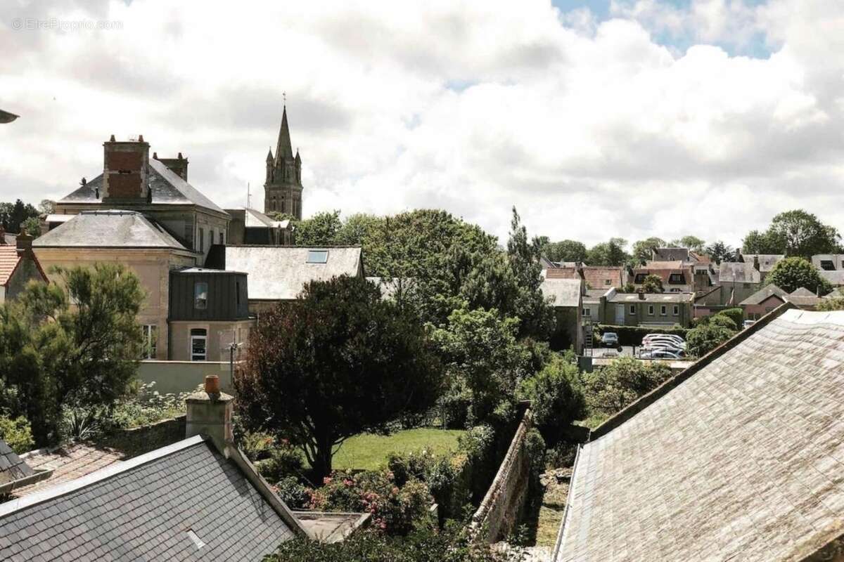 Appartement à ARROMANCHES-LES-BAINS