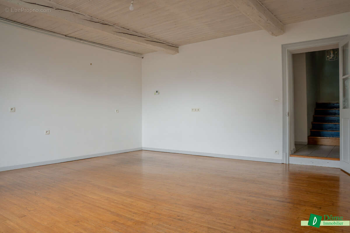 Maison à MONTBONNOT-SAINT-MARTIN