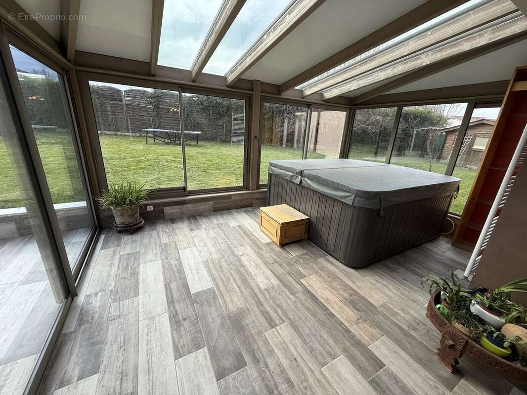 Maison à VILLEFRANCHE-SUR-SAONE