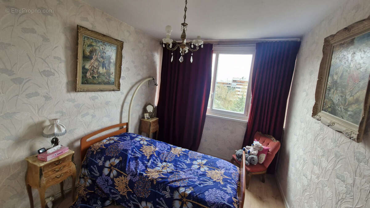 Appartement à FONTENAY-LE-FLEURY