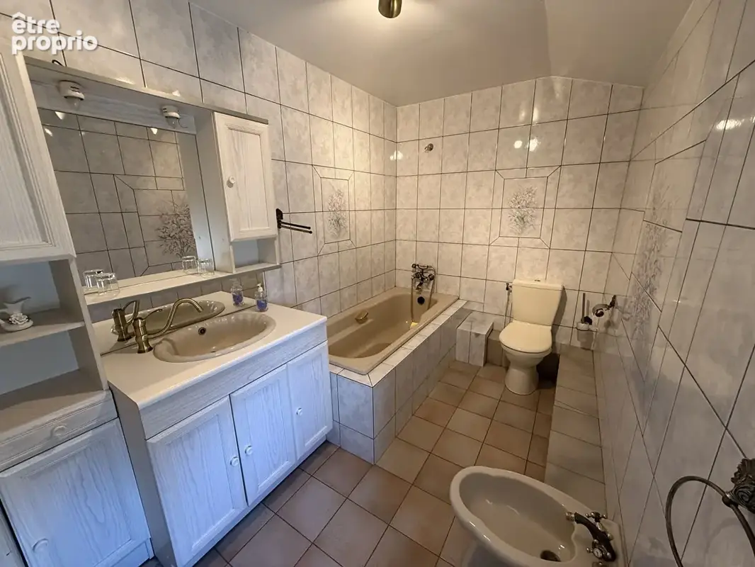 Le charme d'une maison familiale avec 147 m² et un bel extérieur - photo 15